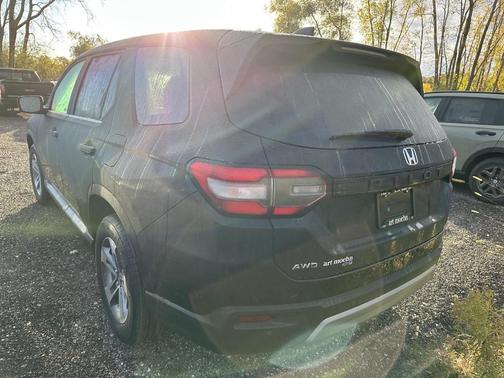 2025 Honda Pilot EX-L+