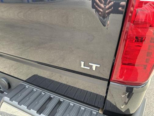 Dark Ash Metallic 2024 Chevrolet Silverado 1500 LT