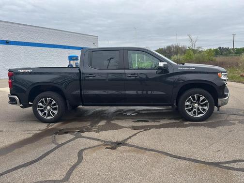 Dark Ash Metallic 2024 Chevrolet Silverado 1500 LT