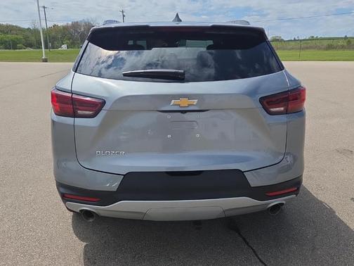 Sterling Gray Metallic 2024 Chevrolet Blazer LT