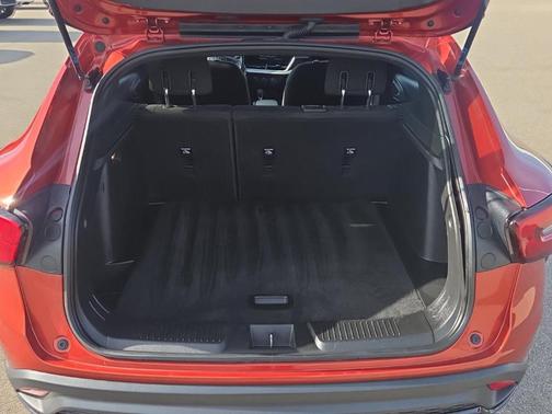 Cayenne Orange Metallic 2024 Chevrolet Trax 1RS