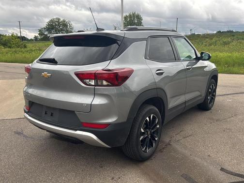 Sterling Gray Metallic 2023 Chevrolet Trailblazer LT