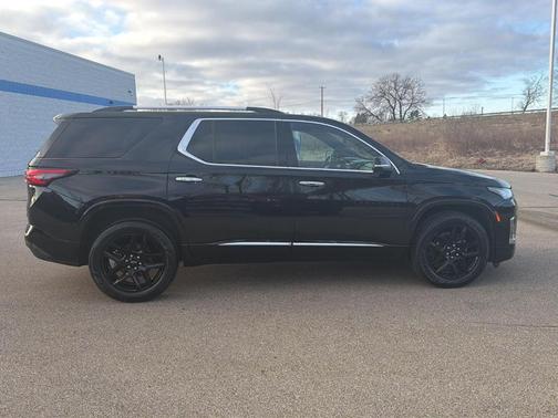 2022 Chevrolet Traverse Premier