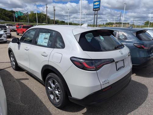 2025 Honda HR-V LX