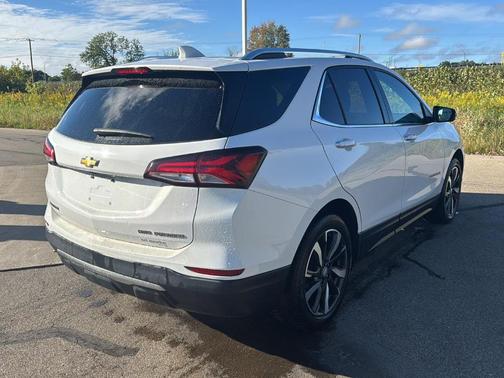 Summit White 2023 Chevrolet Equinox Premier