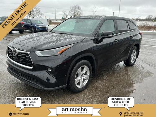 2023 Toyota Highlander LE