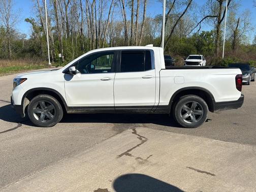 Platinum White Pearl 2022 Honda Ridgeline RTL