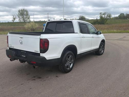 Platinum White Pearl 2022 Honda Ridgeline RTL