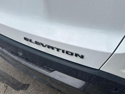 Summit White 2025 GMC Terrain Elevation