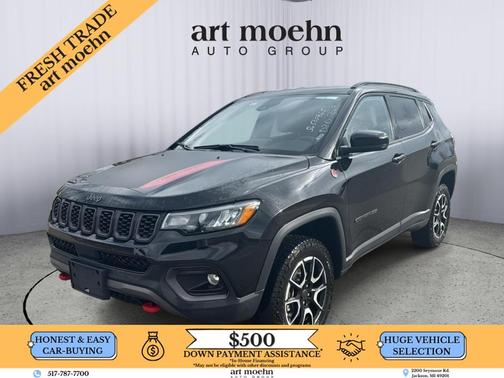Diamond Black 2025 Jeep Compass Trailhawk