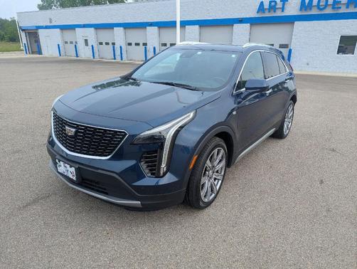 2019 Cadillac XT4 Premium Luxury