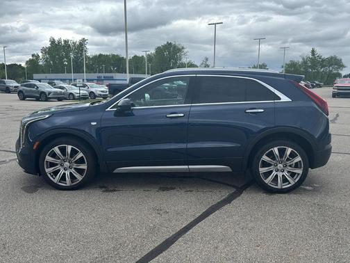 2019 Cadillac XT4 Premium Luxury
