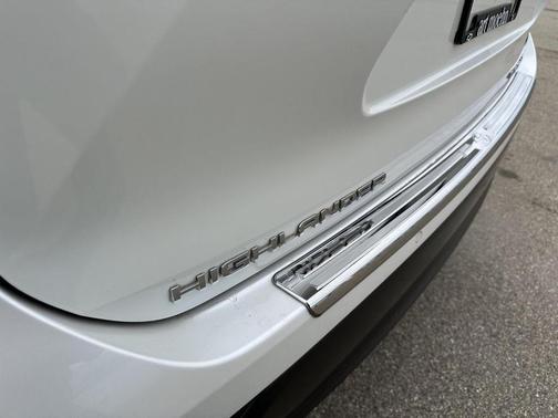 2020 Toyota Highlander Platinum