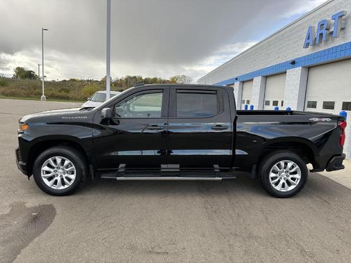 2022 Chevrolet Silverado 1500 Limited Custom