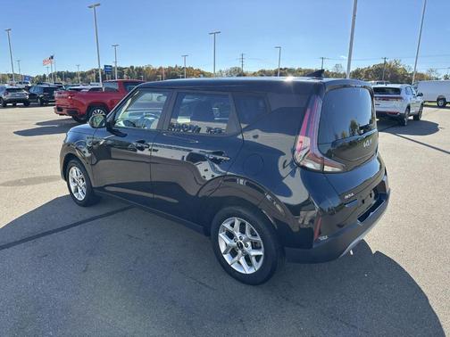 2024 Kia Soul LX