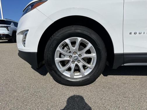 Summit White 2020 Chevrolet Equinox 2LT