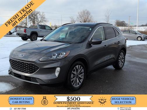 2022 Ford Escape Titanium Hybrid