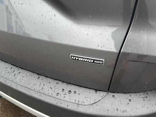 2022 Ford Escape Titanium Hybrid