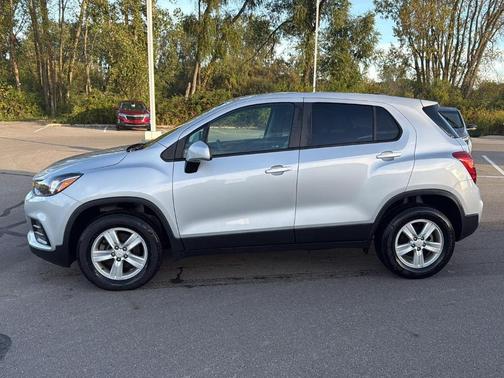 2022 Chevrolet Trax LS