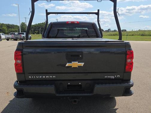 Graphite Metallic 2019 Chevrolet Silverado 1500 LD LT