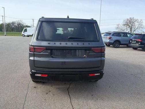 Metallic 2024 Jeep Wagoneer Series II