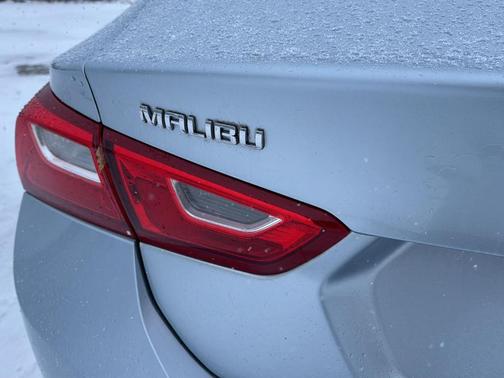 2017 Chevrolet Malibu 1LT