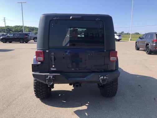 2013 Jeep Wrangler Unlimited Freedom Edition