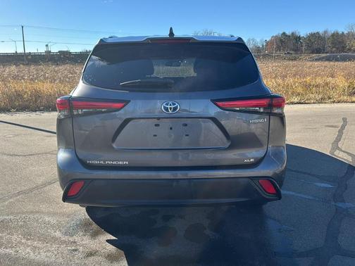 2020 Toyota Highlander Hybrid XLE