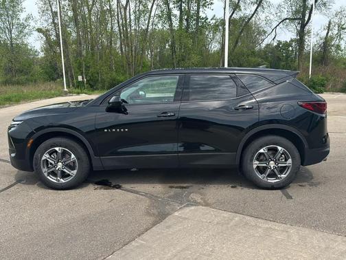 Black 2025 Chevrolet Blazer LT
