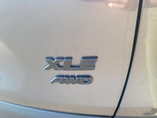 Magnetic Gray Metallic 2021 Toyota RAV4 XLE