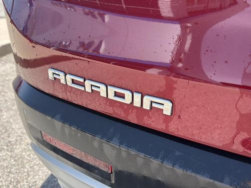 2017 GMC Acadia SLE-2