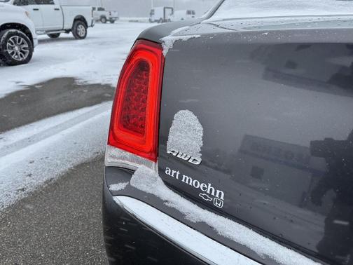 2022 Chrysler 300 Touring