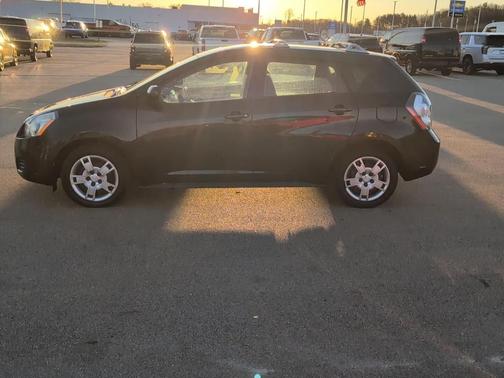 2009 Pontiac Vibe Base