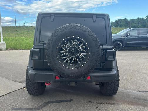Black Clearcoat 2020 Jeep Wrangler Unlimited Recon