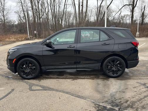 2023 Chevrolet Equinox LS