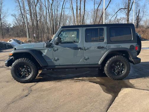 2025 Jeep Wrangler 4xe Sport