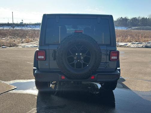 2025 Jeep Wrangler 4xe Sport