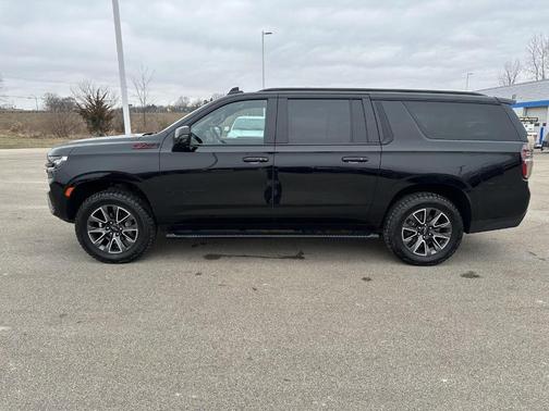 2023 Chevrolet Suburban Z71