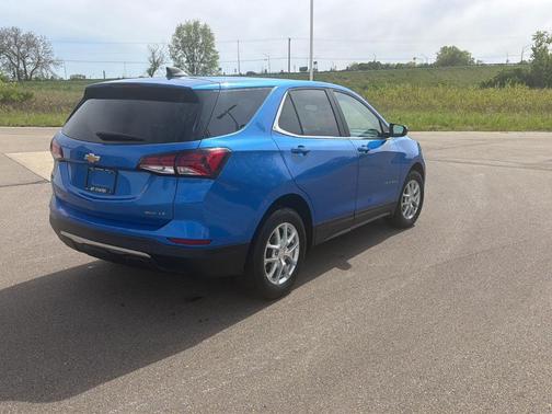 Rip Tide Blue 2024 Chevrolet Equinox LT
