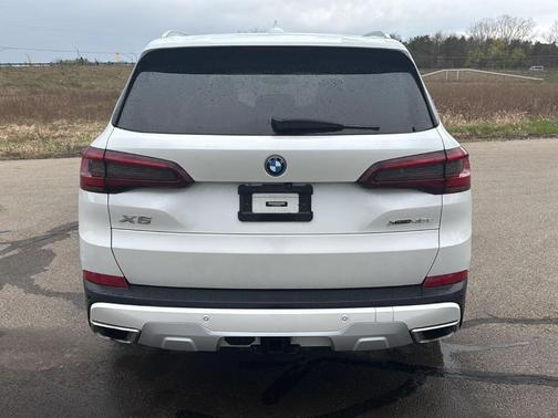 2023 BMW X5 PHEV xDrive45e