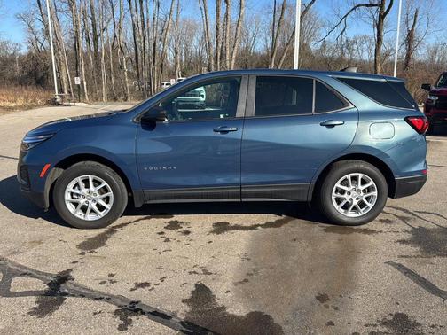 2024 Chevrolet Equinox LS