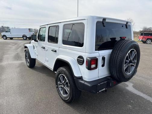 2023 Jeep Wrangler Sahara