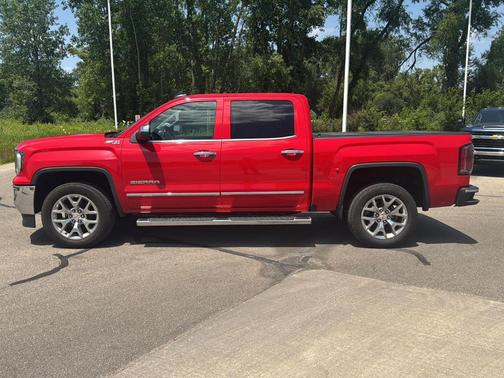Cardinal Red 2018 GMC Sierra 1500 SLT