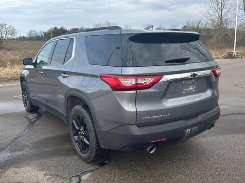 Satin Steel Metallic 2020 Chevrolet Traverse LT Leather