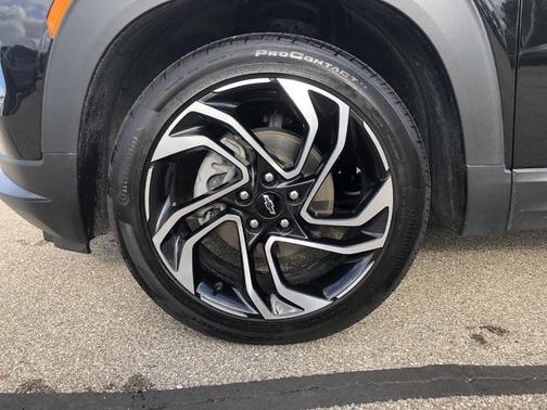 Mosaic Black Metallic 2024 Chevrolet Trailblazer RS