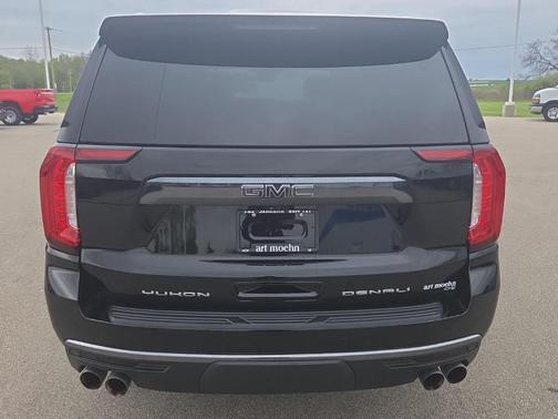 Onyx Black 2023 GMC Yukon XL Denali Ultimate