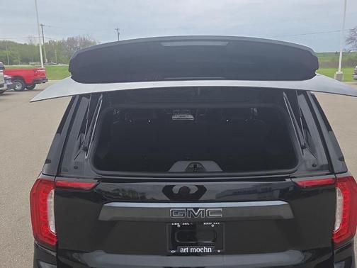 Onyx Black 2023 GMC Yukon XL Denali Ultimate