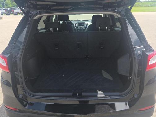 Mosaic Black Metallic 2019 Chevrolet Equinox LS