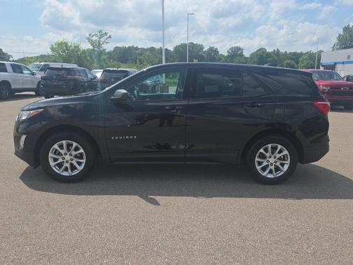 Mosaic Black Metallic 2019 Chevrolet Equinox LS