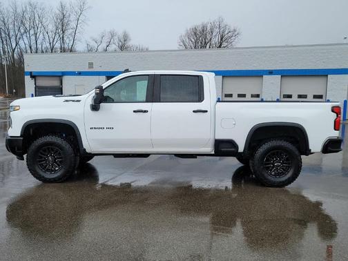 2025 Chevrolet Silverado 2500 ZR2